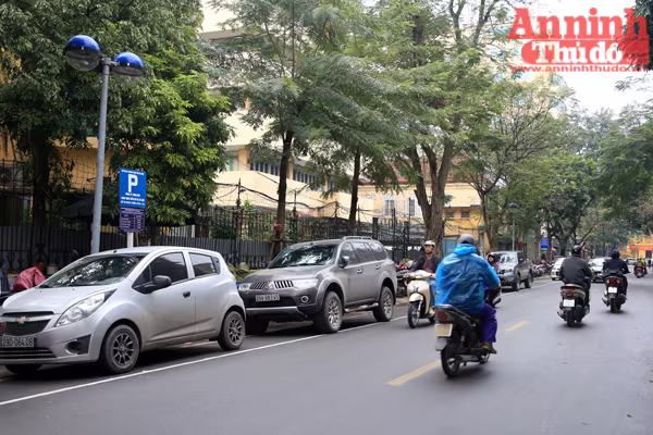 Hà Nội tiếp tục triển khai thí điểm đỗ xe theo ngày chẵn, lẻ ảnh 6 Hà Nội tiếp tục triển khai thí điểm đỗ xe theo ngày chẵn, lẻ ảnh 6