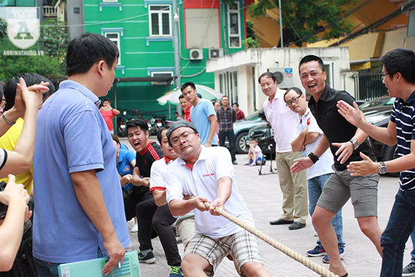 Sôi động màn thi kéo co tại Hội khỏe Hội Nhà báo TP Hà Nội 2017 ảnh 11 Sôi động màn thi kéo co tại Hội khỏe Hội Nhà báo TP Hà Nội 2017 ảnh 11