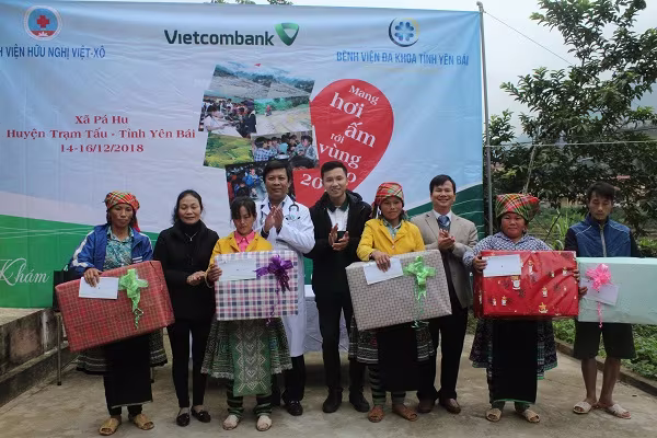 Tấm lòng của các y bác sỹ Thủ đô đến với bà con vùng cao ảnh 13 Tấm lòng của các y bác sỹ Thủ đô đến với bà con vùng cao ảnh 13