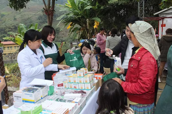 Tấm lòng của các y bác sỹ Thủ đô đến với bà con vùng cao ảnh 14 Tấm lòng của các y bác sỹ Thủ đô đến với bà con vùng cao ảnh 14