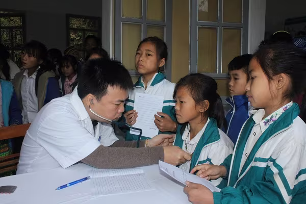 Tấm lòng của các y bác sỹ Thủ đô đến với bà con vùng cao ảnh 8 Tấm lòng của các y bác sỹ Thủ đô đến với bà con vùng cao ảnh 8