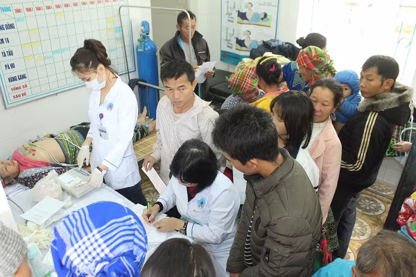 Tấm lòng của các y bác sỹ Thủ đô đến với bà con vùng cao ảnh 9 Tấm lòng của các y bác sỹ Thủ đô đến với bà con vùng cao ảnh 9