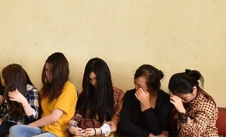 Các "chân dài" massage kích dục cho khách giá từ 1-1,5 triệu đồng ảnh 1 Các "chân dài" massage kích dục cho khách giá từ 1-1,5 triệu đồng ảnh 1