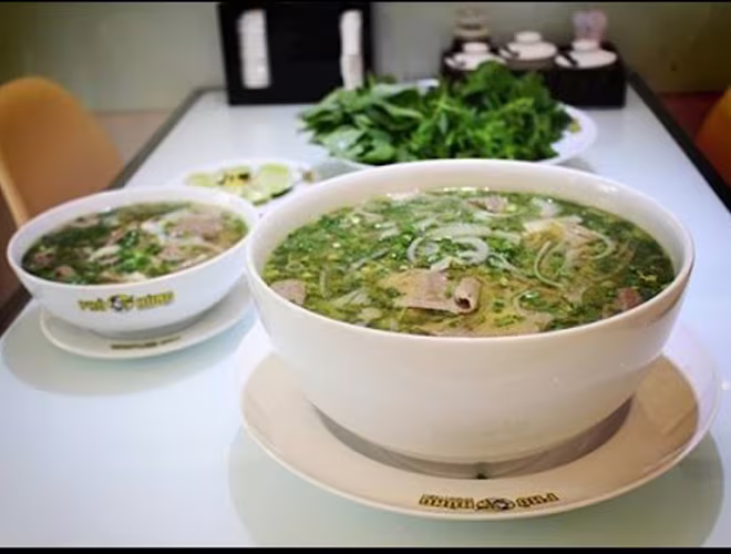 Từ lâu phở Việt Nam đã gắn liền với những món ăn nổi tiếng thế giới được ưa thích. Từ lâu phở Việt Nam đã gắn liền với những món ăn nổi tiếng thế giới được ưa thích.