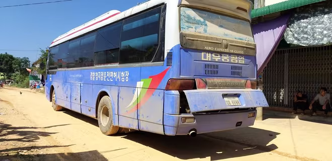 Điều tra vụ nữ sinh lớp 11 tử vong dưới bánh xe đưa đón ảnh 1 Điều tra vụ nữ sinh lớp 11 tử vong dưới bánh xe đưa đón ảnh 1