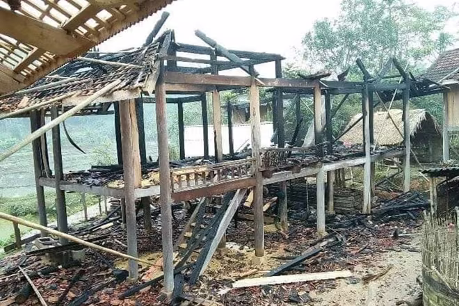 Giận vợ, chồng phóng hỏa đốt nhà ảnh 1 Giận vợ, chồng phóng hỏa đốt nhà ảnh 1