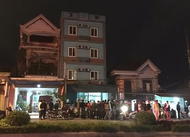 Nam thanh niên để lại thư tuyệt mệnh rồi treo cổ tự tử trong nhà nghỉ ảnh 1 Nam thanh niên để lại thư tuyệt mệnh rồi treo cổ tự tử trong nhà nghỉ ảnh 1