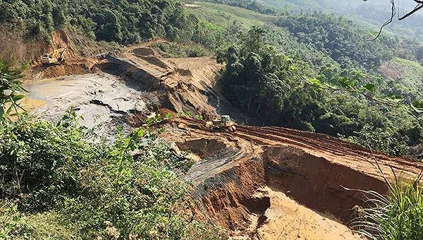 Sập mỏ thiếc, 3 người tử vong thương tâm ảnh 1 Sập mỏ thiếc, 3 người tử vong thương tâm ảnh 1