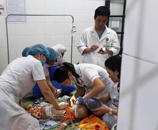 Bé gái 22 tháng tuổi bị chó hàng xóm cắn tử vong ảnh 1 Bé gái 22 tháng tuổi bị chó hàng xóm cắn tử vong ảnh 1