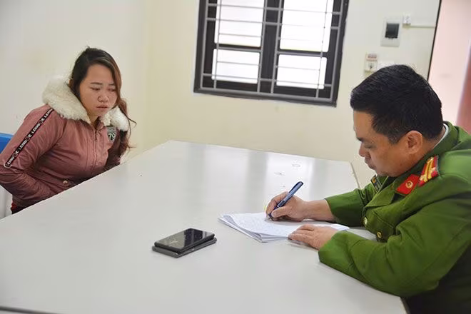 Bắt hai "mẹ mìn" lừa bán 5 phụ nữ sang Trung Quốc ảnh 2 Bắt hai "mẹ mìn" lừa bán 5 phụ nữ sang Trung Quốc ảnh 2