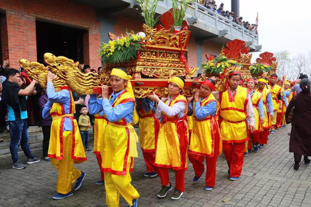 Phó Thủ tướng Vũ Đức Đam đánh trống khai hội chùa Bái Đính 2018 ảnh 2 Phó Thủ tướng Vũ Đức Đam đánh trống khai hội chùa Bái Đính 2018 ảnh 2