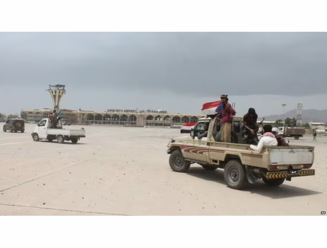 Liên minh Ả Rập Saudi tại sân bay Abbse, tỉnh Hajjah Liên minh Ả Rập Saudi tại sân bay Abbse, tỉnh Hajjah