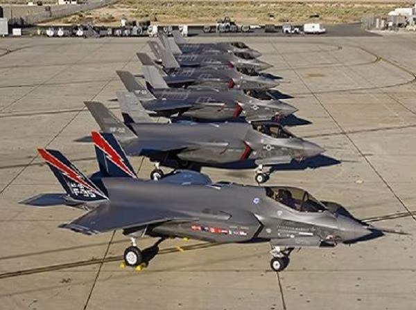 Mỹ - Hàn xác nhận bàn giao 40 tiêm kích tàng hình F-35A ảnh 1