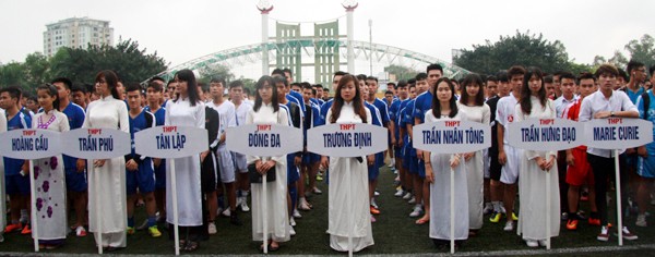 Hứng khởi bước vào mùa thứ 14, Giải bóng đá học sinh THPT Hà Nội ảnh 3 Hứng khởi bước vào mùa thứ 14, Giải bóng đá học sinh THPT Hà Nội ảnh 3
