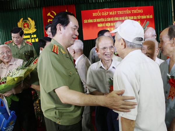 Gặp mặt tri ân những chứng nhân lịch sử ảnh 1 Gặp mặt tri ân những chứng nhân lịch sử ảnh 1