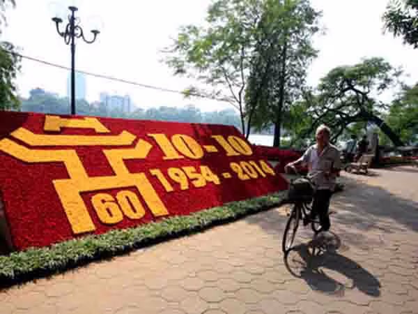Doanh nhân Hà Nội với Thủ đô 60 năm xây dựng và phát triển ảnh 1