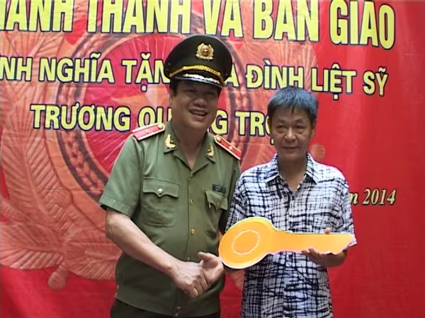 Khang trang mái ấm tặng thân nhân liệt sỹ Trương Quang Trợ ảnh 1 Khang trang mái ấm tặng thân nhân liệt sỹ Trương Quang Trợ ảnh 1