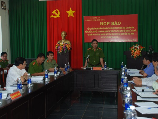 Công bố thông tin chính thức vụ Thanh tra Sở GTVT Đắk Nông nhảy lầu tự tử ảnh 1 Công bố thông tin chính thức vụ Thanh tra Sở GTVT Đắk Nông nhảy lầu tự tử ảnh 1