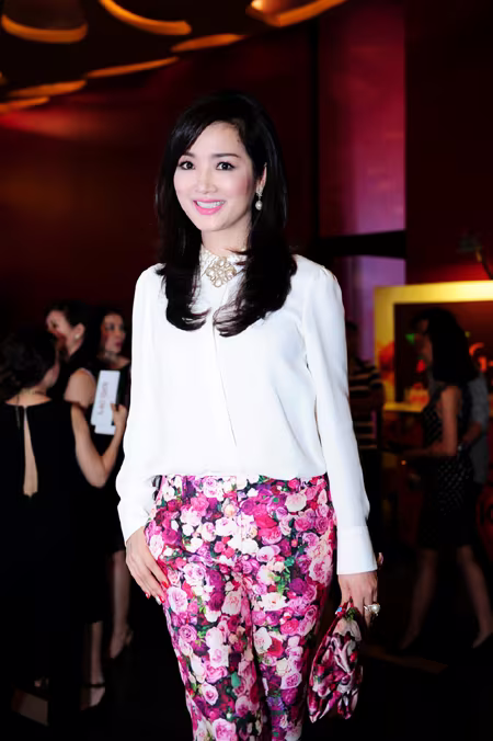 Hoa hậu Giáng My trẻ trung đi xem phim “Lạc giới” ảnh 2 Hoa hậu Giáng My trẻ trung đi xem phim “Lạc giới” ảnh 2