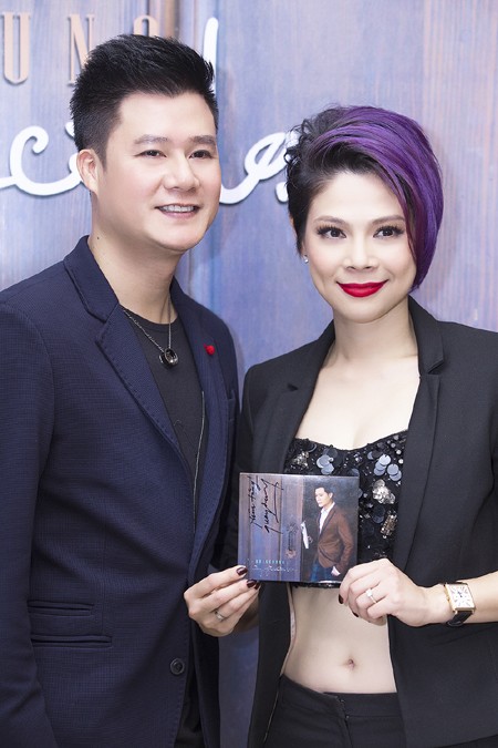 Thanh Thảo ăn diện gợi cảm làm MC ra mắt album cho ca sĩ Quang Dũng ảnh 9 Thanh Thảo ăn diện gợi cảm làm MC ra mắt album cho ca sĩ Quang Dũng ảnh 9
