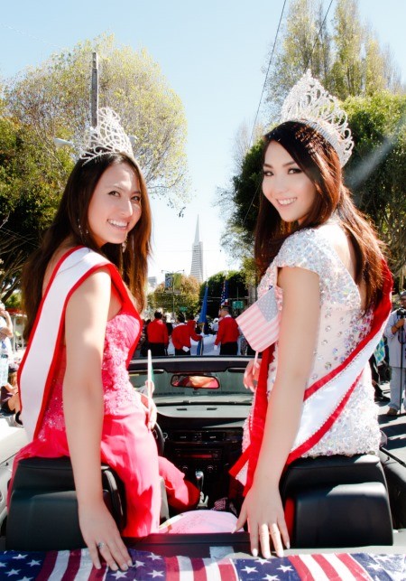 Hoa hậu Jennifer Chung “đọ sắc” cùng Hoa hậu San Francisco ảnh 3 Hoa hậu Jennifer Chung “đọ sắc” cùng Hoa hậu San Francisco ảnh 3