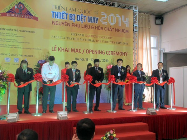 Trên 100 doanh nghiệp tham gia triển lãm thiết bị dệt may ảnh 1 Trên 100 doanh nghiệp tham gia triển lãm thiết bị dệt may ảnh 1