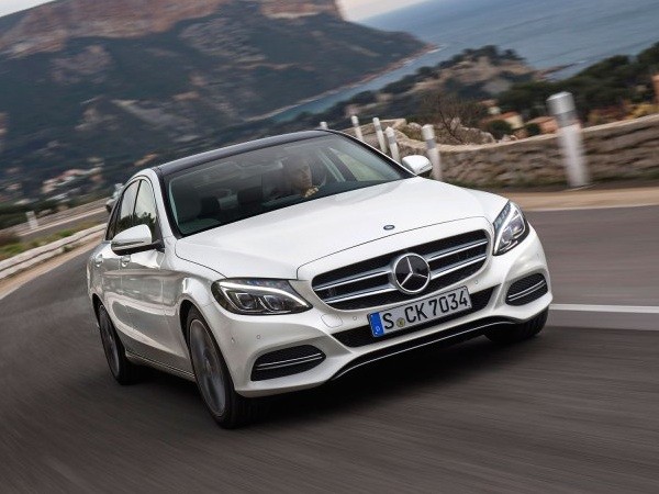 Mercedes-Benz triệu hồi hàng nghìn chiếc C-Class vì lỗi vô-lăng ảnh 1 Mercedes-Benz triệu hồi hàng nghìn chiếc C-Class vì lỗi vô-lăng ảnh 1