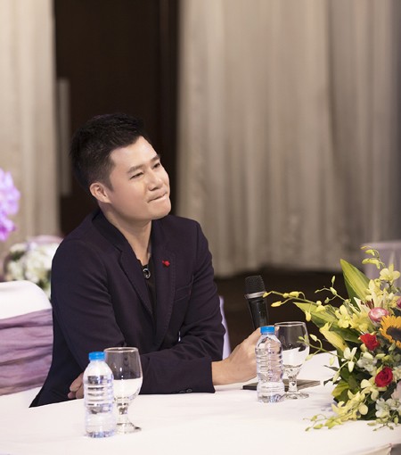 Thanh Thảo ăn diện gợi cảm làm MC ra mắt album cho ca sĩ Quang Dũng ảnh 6 Thanh Thảo ăn diện gợi cảm làm MC ra mắt album cho ca sĩ Quang Dũng ảnh 6