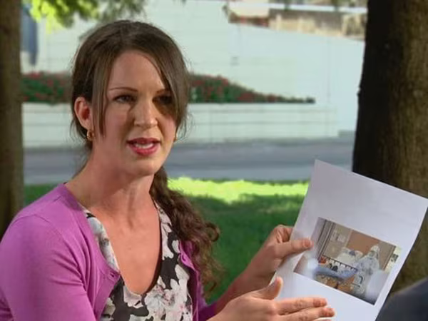 Nữ y tá Mỹ tiết lộ sự thật về điều trị Ebola khiến cả thế giới bàng hoàng ảnh 2