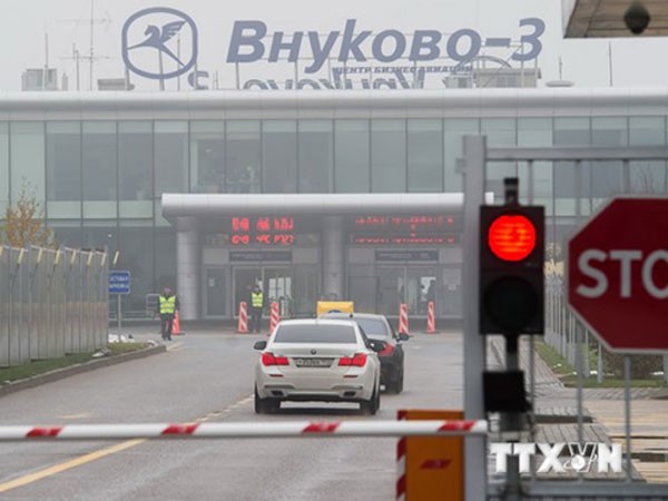 Nga, Pháp điều tra vụ tai nạn máy bay khiến Chủ tịch Tập đoàn Total tử vong ảnh 2 Nga, Pháp điều tra vụ tai nạn máy bay khiến Chủ tịch Tập đoàn Total tử vong ảnh 2