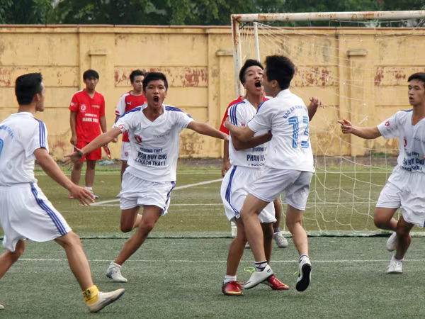 Viết tiếp câu chuyện cổ tích ảnh 1 Viết tiếp câu chuyện cổ tích ảnh 1