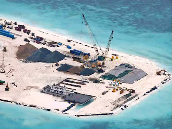 Trung Quốc hiện thực hóa ý đồ đen tối trên Biển Đông ảnh 2