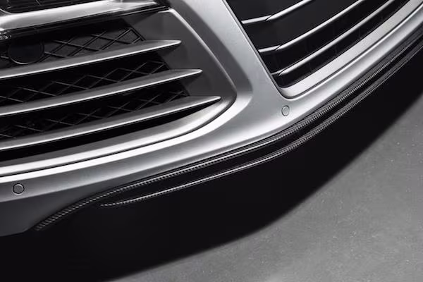 R8 Competition: Siêu xe mạnh nhất từng sản xuất của Audi ảnh 7 R8 Competition: Siêu xe mạnh nhất từng sản xuất của Audi ảnh 7