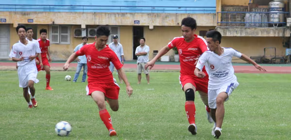 THPT Trần Quốc Tuấn lần thứ 2 đăng quang giải bóng đá học sinh Hà Nội ảnh 5 THPT Trần Quốc Tuấn lần thứ 2 đăng quang giải bóng đá học sinh Hà Nội ảnh 5