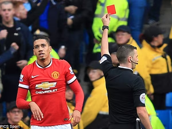 Van Gaal điên tiết mắng học trò là “thằng ngốc“ ảnh 2 Van Gaal điên tiết mắng học trò là “thằng ngốc“ ảnh 2