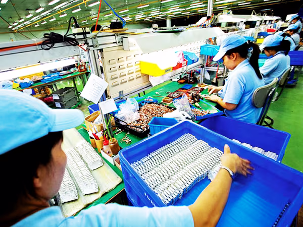 Cải thiện năng lực cạnh tranh cho doanh nghiệp Việt ảnh 1