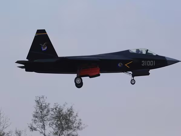 J-31 sẽ trang bị động cơ Nga để cạnh tranh với F-35 trên thị trường xuất khẩu ảnh 1 J-31 sẽ trang bị động cơ Nga để cạnh tranh với F-35 trên thị trường xuất khẩu ảnh 1