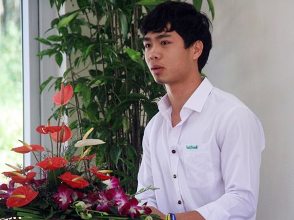 “Ngày đầu tiên đi học” nặng trĩu tâm trạng của Công Phượng ảnh 1 “Ngày đầu tiên đi học” nặng trĩu tâm trạng của Công Phượng ảnh 1
