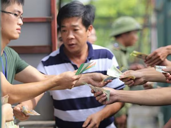 VFF bán trực tiếp 6 vạn vé xem đội tuyển Việt Nam đá AFF Cup 2014 ảnh 2 VFF bán trực tiếp 6 vạn vé xem đội tuyển Việt Nam đá AFF Cup 2014 ảnh 2