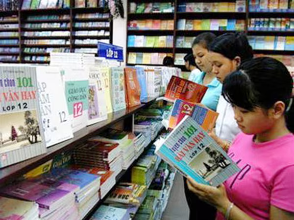 Đổi mới sách giáo khoa cần đổi mới cả đội ngũ giáo viên ảnh 1 Đổi mới sách giáo khoa cần đổi mới cả đội ngũ giáo viên ảnh 1