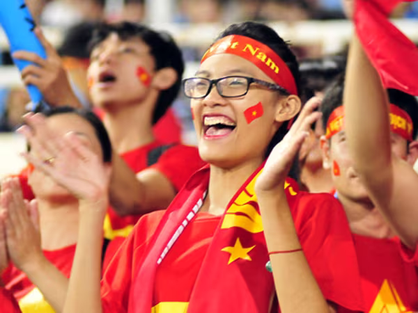 Người hâm mộ không quay lưng với đội tuyển ảnh 3 Người hâm mộ không quay lưng với đội tuyển ảnh 3