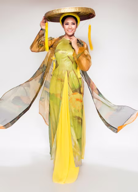 Nguyễn Thị Loan lộng lẫy trong trang phục thi Dance of the world ảnh 6 Nguyễn Thị Loan lộng lẫy trong trang phục thi Dance of the world ảnh 6