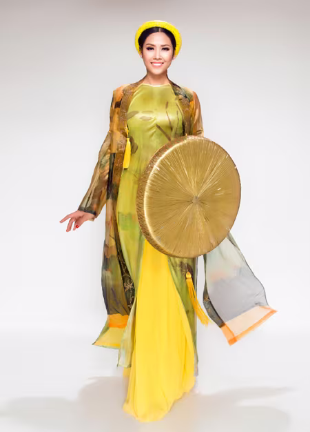 Nguyễn Thị Loan lộng lẫy trong trang phục thi Dance of the world ảnh 7 Nguyễn Thị Loan lộng lẫy trong trang phục thi Dance of the world ảnh 7