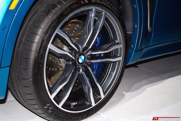 Bộ đôi BMW X5 M và X6 M cùng nhau “toả sáng” tại Los Angeles ảnh 8 Bộ đôi BMW X5 M và X6 M cùng nhau “toả sáng” tại Los Angeles ảnh 8