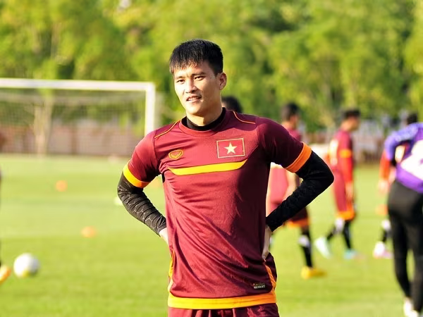 Công Vinh: “Tôi từng cảm thấy sốc khi phải ngồi dự bị“ ảnh 2 Công Vinh: “Tôi từng cảm thấy sốc khi phải ngồi dự bị“ ảnh 2