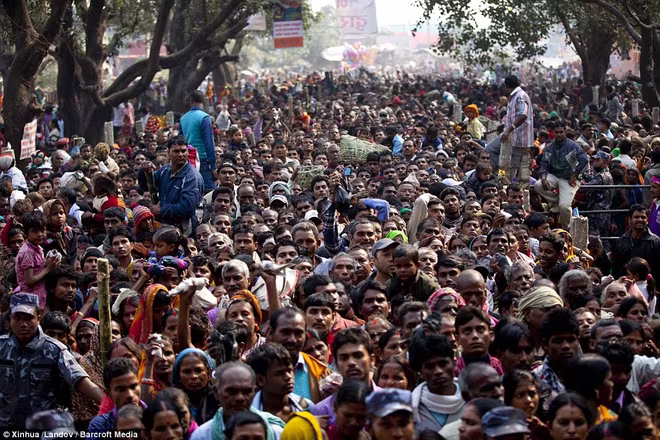 Nghi lễ “thảm sát” hàng nghìn con trâu để hiến tế cho Nữ thần ảnh 8