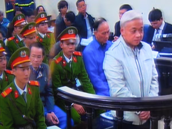 Vợ chồng Nguyễn Đức Kiên khai báo về hành vi trốn thuế  ảnh 1