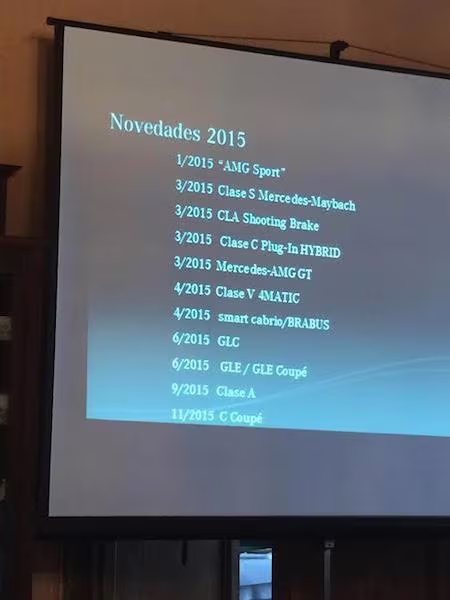 Mercedes C-Class Coupe mới chính thức lộ diện vào tháng 11-2015  ảnh 2