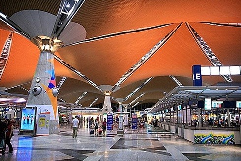 Phạt tội "khoe bom" ở Việt Nam và các nước trên thế giới ảnh 1 Phạt tội "khoe bom" ở Việt Nam và các nước trên thế giới ảnh 1