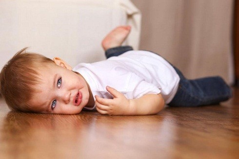 Những "chiêu" dẹp loạn trị thói ăn vạ của trẻ ảnh 1 Những "chiêu" dẹp loạn trị thói ăn vạ của trẻ ảnh 1